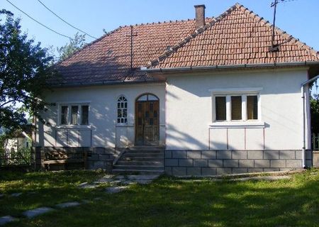 Vand casa + anexe