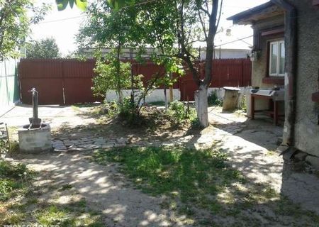 Vand casa cu teren in zona Giulesti Vand casa cu teren in zona Giulesti