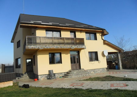 vand casa in brasov stupini