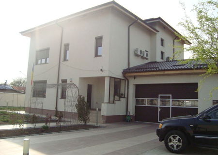 Vand casa la 30 km de centru Bucurestiului Vand casa la 30 km de centru Bucurestiului