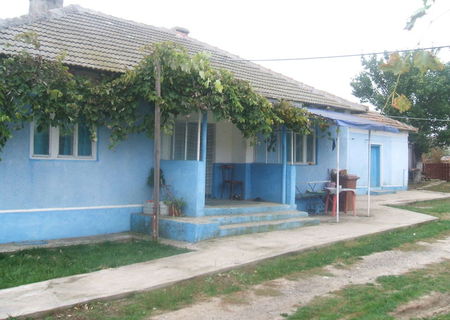 vand casa la tara vand casa la tara