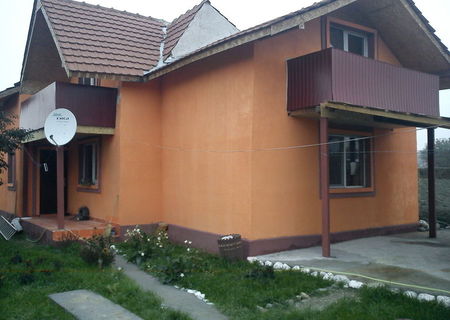 vand casa p+1 etaj,cerneti vand casa p+1 etaj,cerneti
