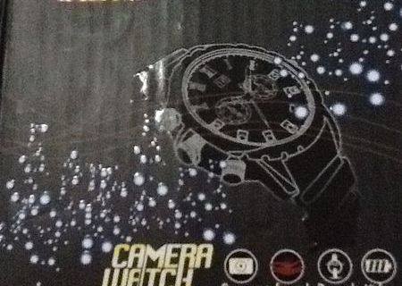 Vand ceas cu camera spion