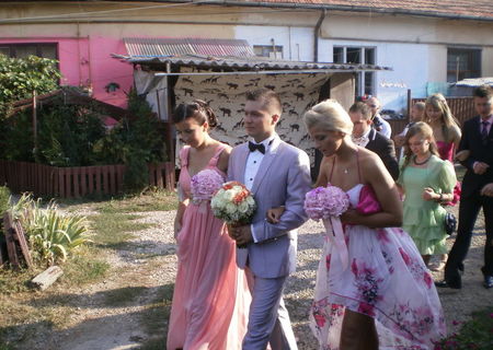 vand costum de gala gri vand costum de gala gri
