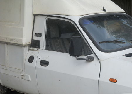 Vand dacia papuc