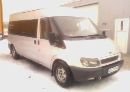 vand ford transit 8 locuri
