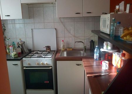 Vand Garsoniera  28000 euro