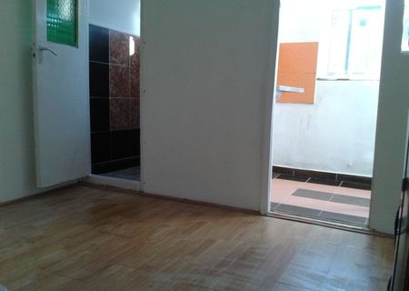 Vand garsoniera ocazie