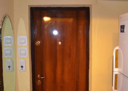 Vand garsoniera zona Berceni