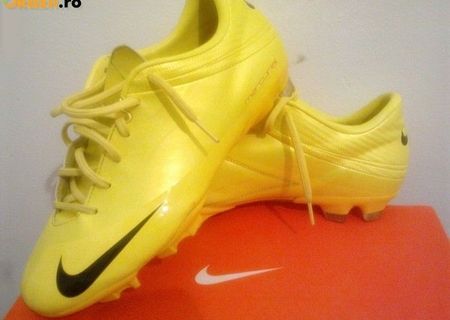 Vand ghete de fotbal Nike Mercurial ,galbene , originale aduse din Germania