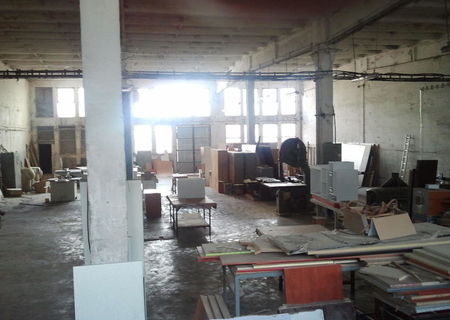 Vand hala industriala 1200+350mp birouri in Alexandria