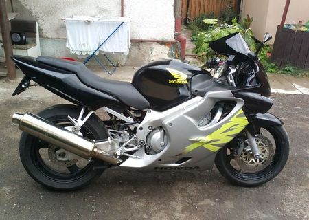 vand honda cbr f4