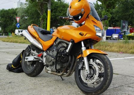 vand Honda Hornet S