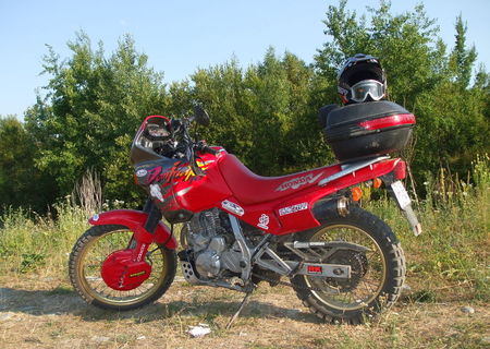 vand honda nx 650 dominator