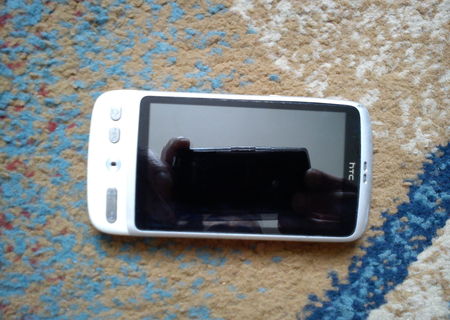 Vand HTC Desire White + card 2GB