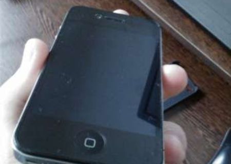 vand iphone 4