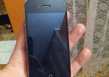 Vand Iphone 4 16gb IMPECABIL - Decodat cu Gevey