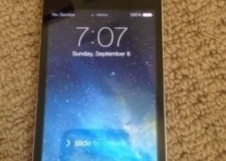 Vand iphone 4 negru 16 GB neverlock