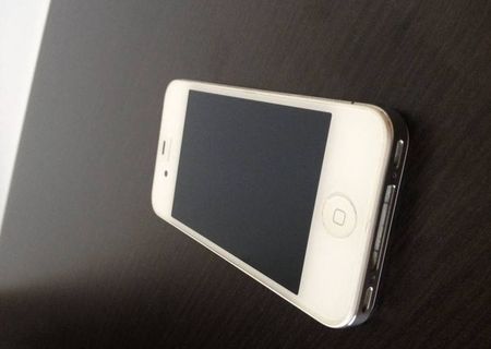 Vand iphone 4s alb neverlock 32gb