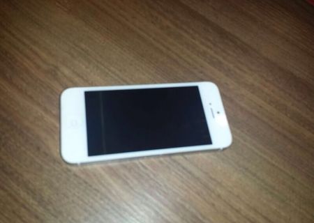 Vand Iphone 5 ,32 gb