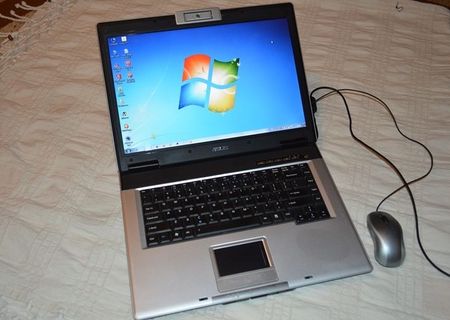 Vand laptop Asus F3KA