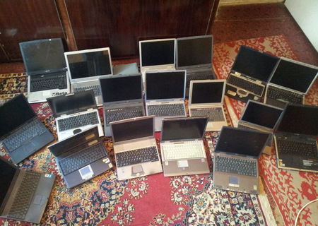 vand laptopuri .. mai multe modele .. preturi 200- 1200 ron. vand laptopuri .. mai multe modele .. preturi 200- 1200 ron.