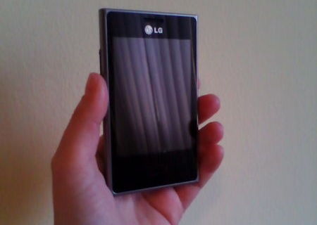 vand LG l3 pret negociabil 270 ron