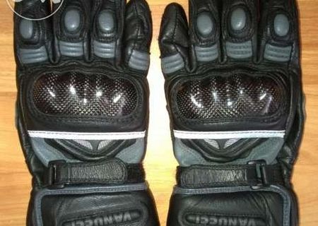 Vand Manusi Moto Vanucci din piele cu protectii carbon
