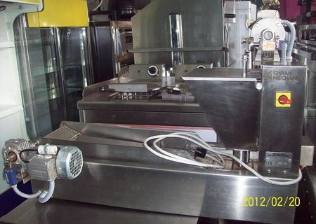 VAND MASINA PENTRU FACUT GOGOSI CU 3 CAPETE 0733972939