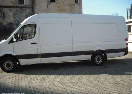 Vând Mercedes sprinter