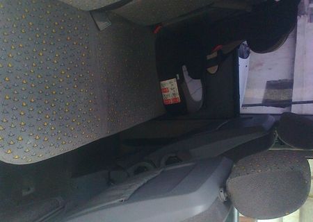 Vand Mercedes V220 Vand Mercedes V220