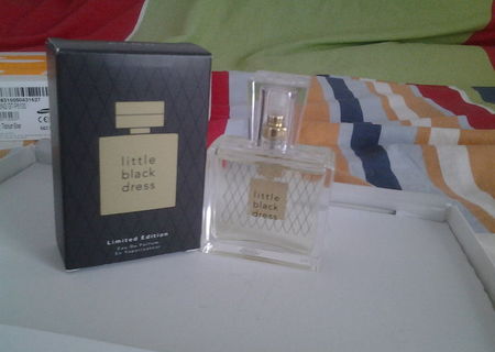 Vand Mini-apa de parfum Little Black Dress 30ml