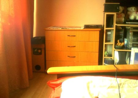 Vand Mobilier Vand Mobilier