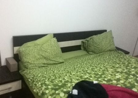 Vand mobilier dormitor