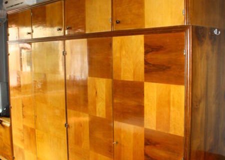 Vand mobilier dormitor clasic din lemn masiv Vand mobilier dormitor clasic din lemn masiv