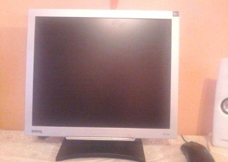 Vand monitor Benq FP71G+