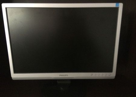 Vand monitor Philips 17" impecabil