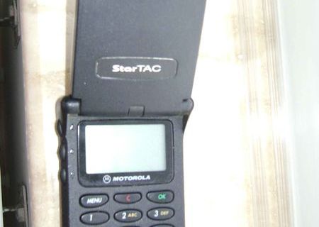 Vand Motorola Startac pt. colectionari