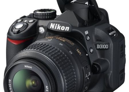 Vand Nikon D3100