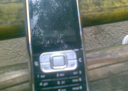 Vand Nokia 6120c