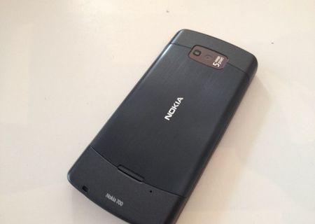 vand nokia 700