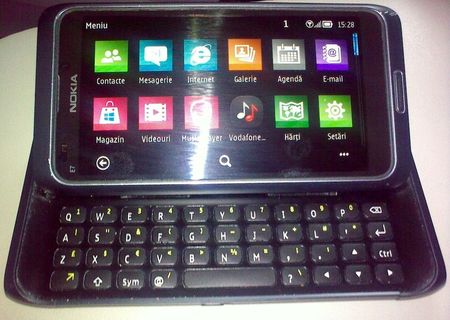 vand Nokia E7/pachet complet