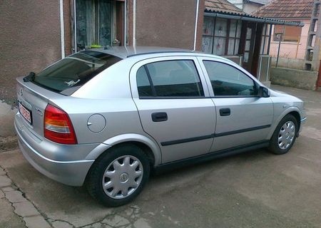 vand opel astra 16 16v impecabil accept variante