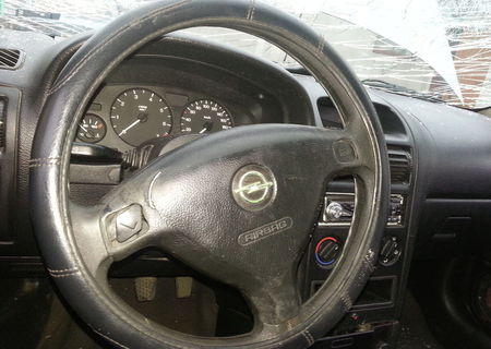 vand opel astra 16 16v pt dezmembrat