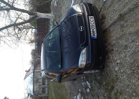 Vând Opel astra g 16 16v