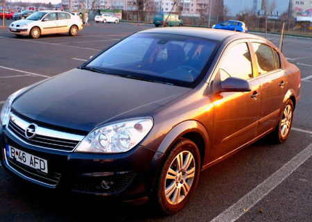Vand Opel Astra Sedan Cosmo fabricat 2009 Vand Opel Astra Sedan Cosmo fabricat 2009