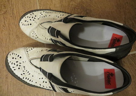 Vand pantofi marca Rieker