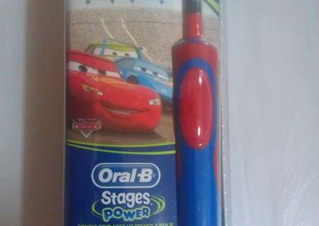 Vand periute de dinti electrice Oral-B