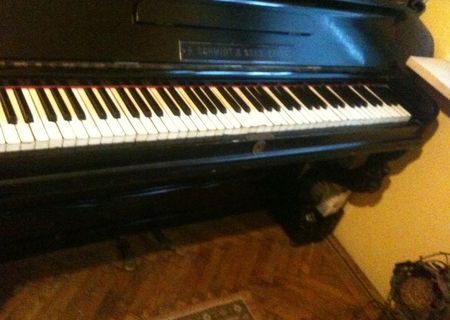 VÂND PIANINĂ