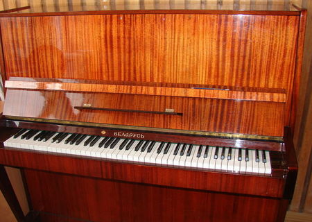 Vand Pianina Vand Pianina